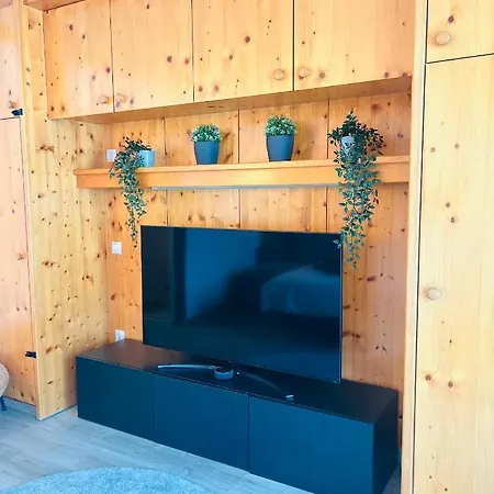Wellness-apartment Seefeld And Chill Im Zentrum Mit Pool, Sauna Und Netflix For Free Lägenhet