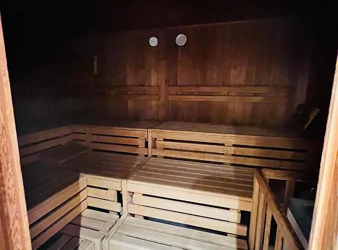 Wellness-apartment Seefeld And Chill Im Zentrum Mit Pool, Sauna Und Netflix For Free Διαμέρισμα *